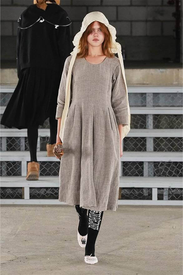 Ashley Williams タイツ Ashley Williams Spring 2025 Fashion Show | The Impression